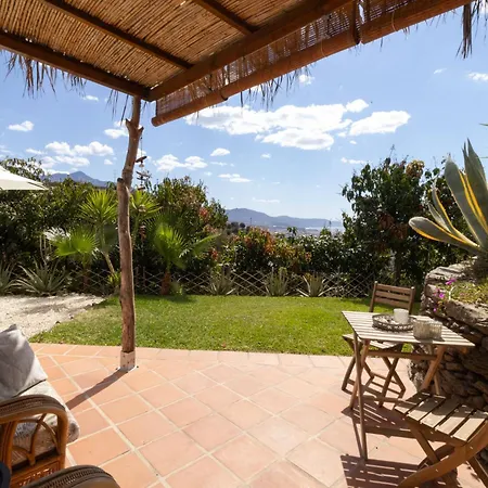 La Casa Del Burro Bed & Breakfast *