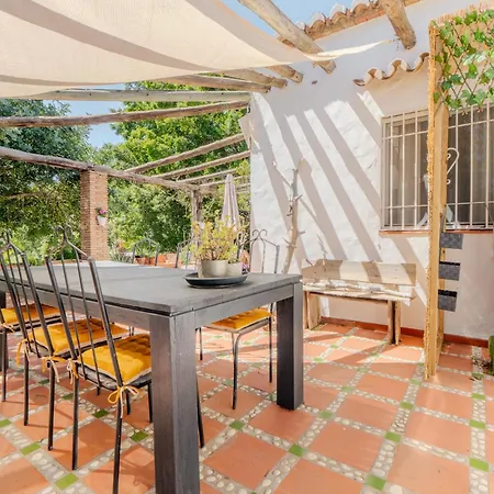 La Casa Del Burro Bed and Breakfast Nerja